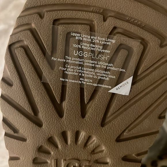 UGG Genuine Sheepskin Lined Leopard Print Boots, Size 7 New in Box - Picture 13 of 16